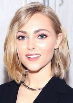 AnnaSophia Robb Bio, Wiki, Age, Husband, Movies, and Net Worth